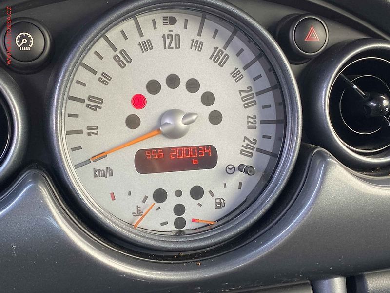 Mini One (2005) 1.6i, Panor, AC - fotka 15 z 15