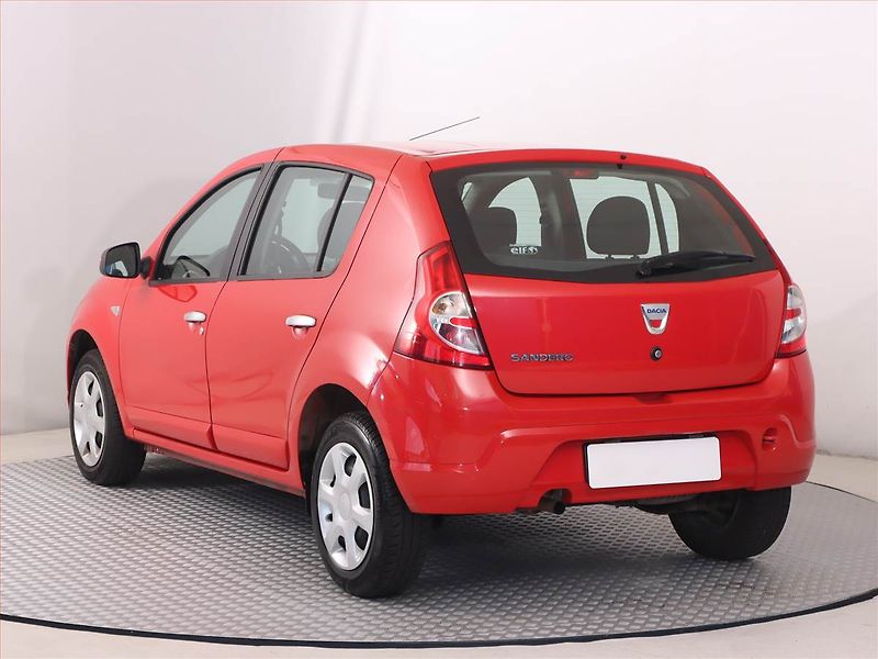 Dacia Sandero (2011) 1.2 16V - fotka 4 z 14