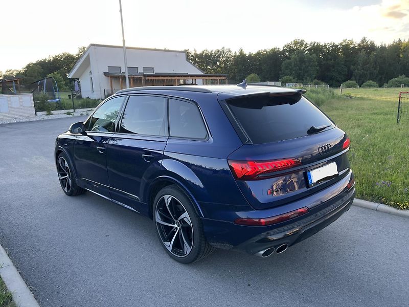 Audi SQ7 (2022) ADVANCED podvozek, 7 míst - fotka 6 z 24
