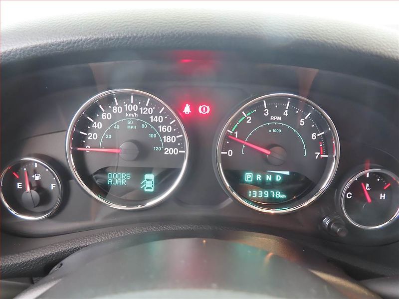 Jeep Wrangler (2018) 3.6 V6 - fotka 11 z 15