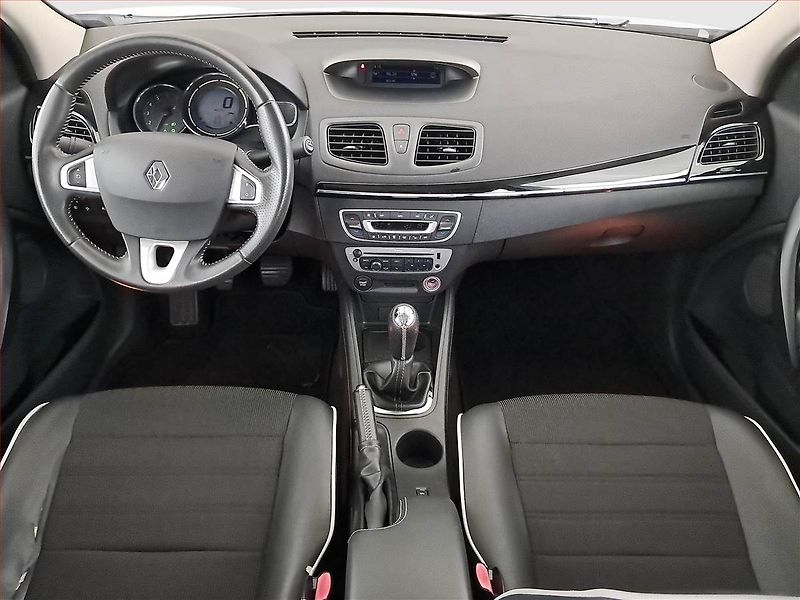 Renault Fluence (2013) 1.6 16V, Tempomat - fotka 8 z 14