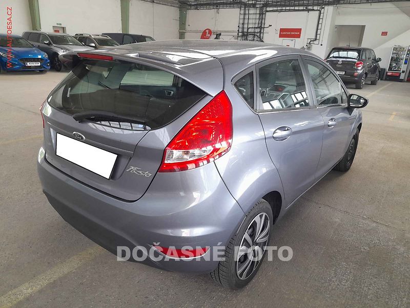 Ford Fiesta (2012) 1.25i - fotka 2 z 3