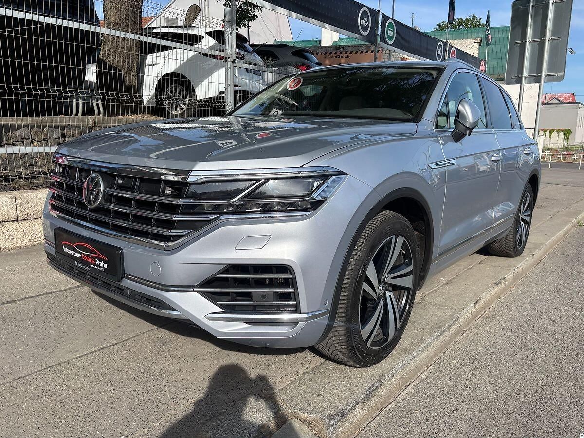 Volkswagen Touareg 3.0TDi-2020-CZ-1MAJ-DPH-WEBAST