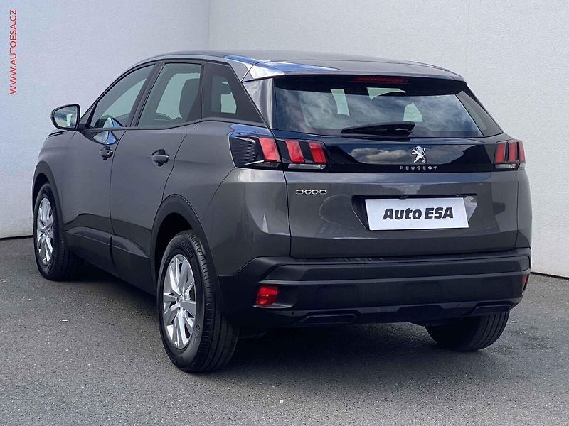 Peugeot 3008 (2023) 1.2 PT, Active, AT, LED - fotka 6 z 19