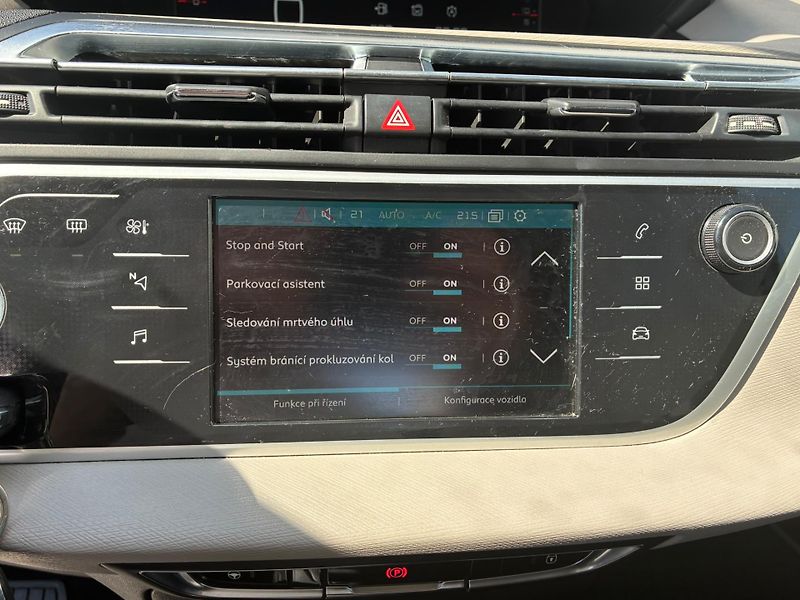 Citroën C4 Picasso (2017) 1.6HDi,88KW,MASÁŽ, BLIS, 1.MAJ - fotka 13 z 35