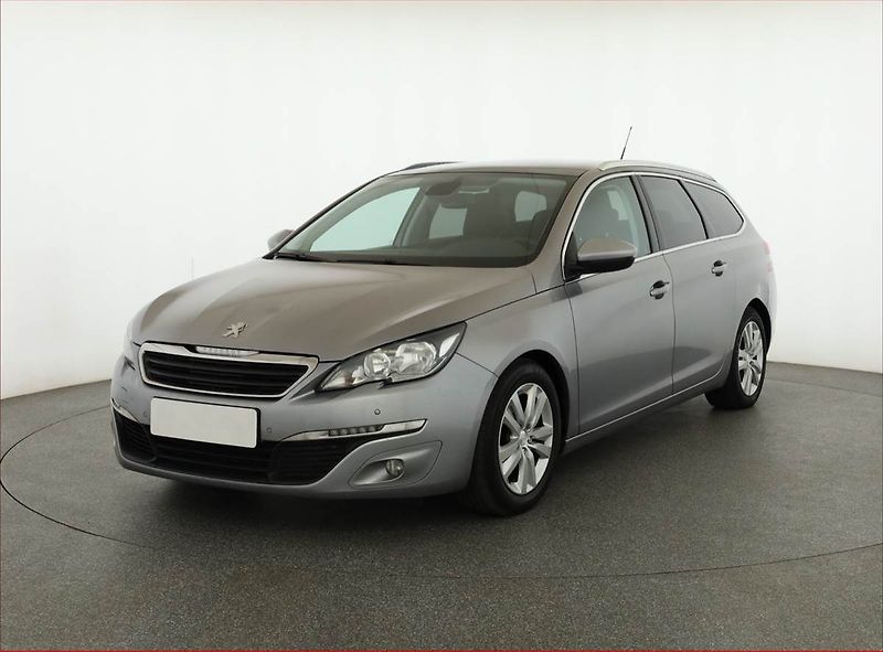 Peugeot 308 (2015) 1.6 BlueHDi, Serv.kniha - fotka 2 z 15