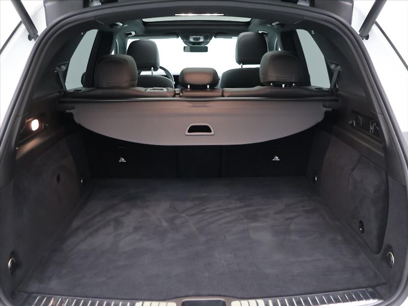 Mercedes-Benz GLE 2,0 350de 4M CZ AMG DPH - fotka 10 z 42