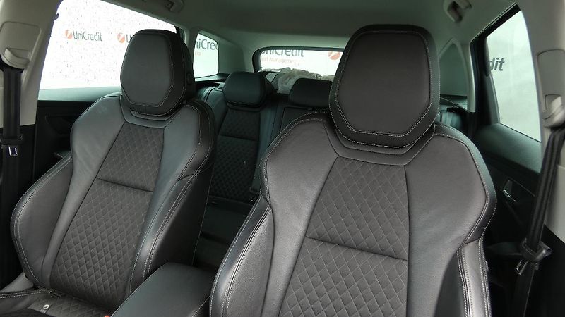 Škoda Karoq 2.0 TDI 110 kW Style 4x4 DSG - fotka 7 z 24
