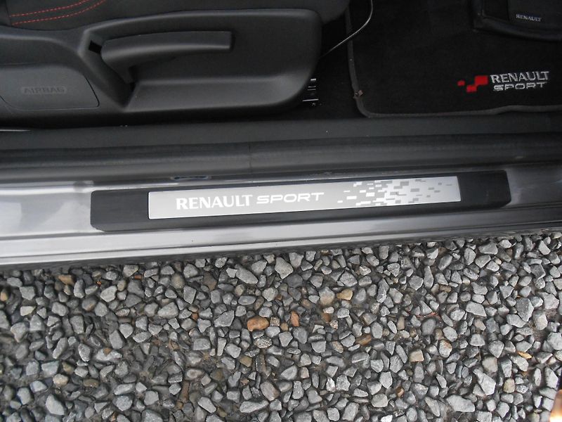 Renault Mégane R.S.-195KW,NAVI,TOP!!! - fotka 19 z 41