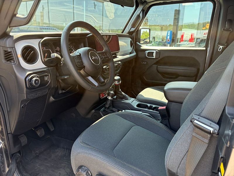 Jeep Wrangler 3.6 V6 WILLYS - fotka 5 z 9