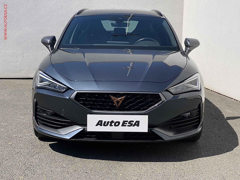 Cupra Leon (2022) 2.0 TSi 4Drive, 1.maj,ČR - fotka 2 z 18