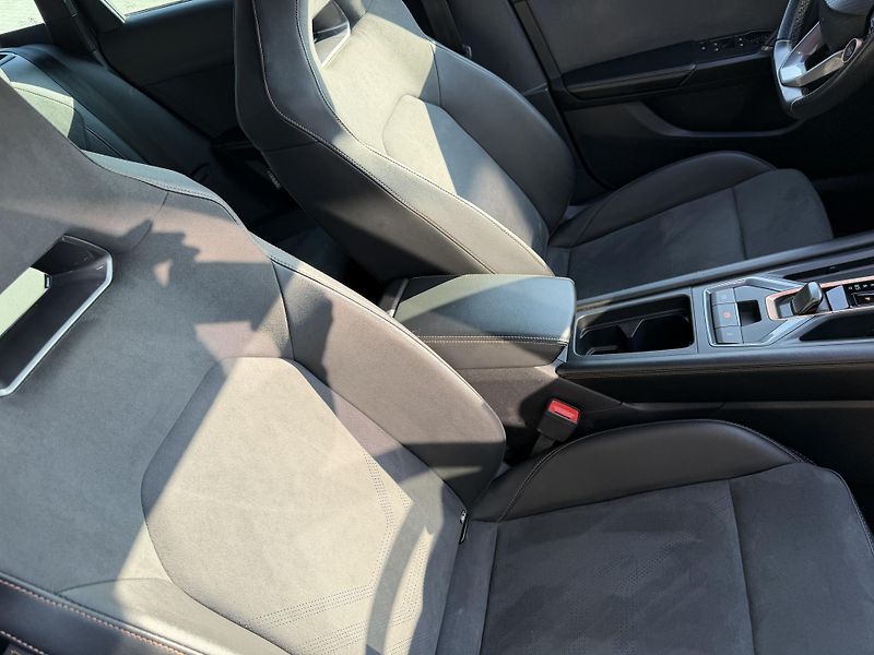 Cupra Leon (2025) VZ 2.0TSI 245kW 4X4 SP DSG TOP - fotka 30 z 44