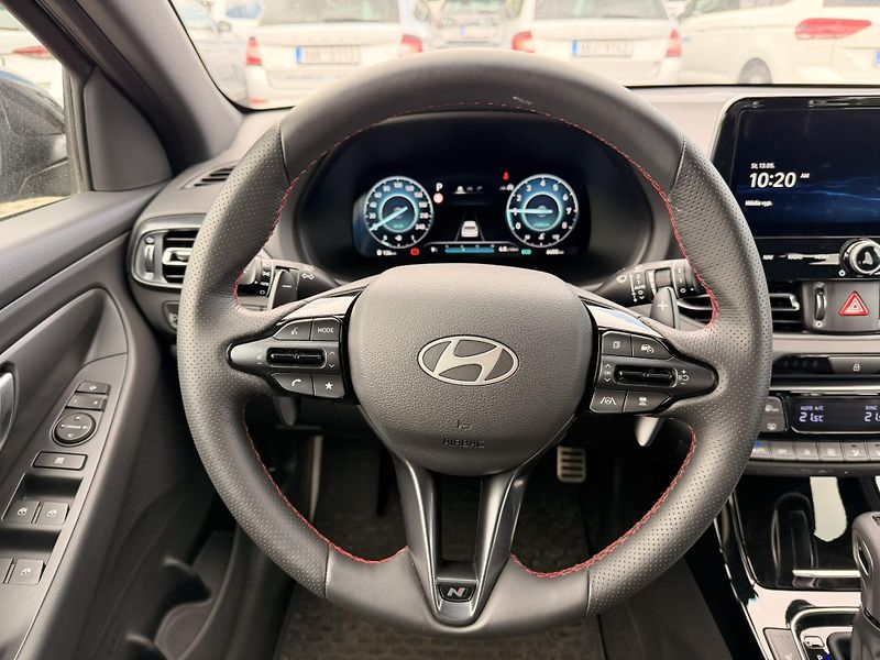 Hyundai i30 1,5 T-GDI DCT MHEV N LINE,DPH - fotka 9 z 17