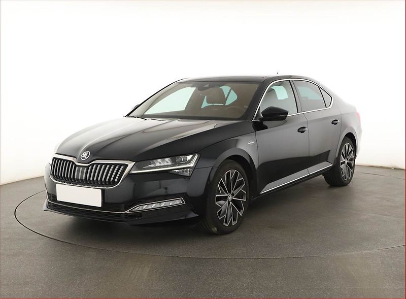 Škoda Superb (2020) Laurin&Klement 2.0 TSI - fotka 2 z 30
