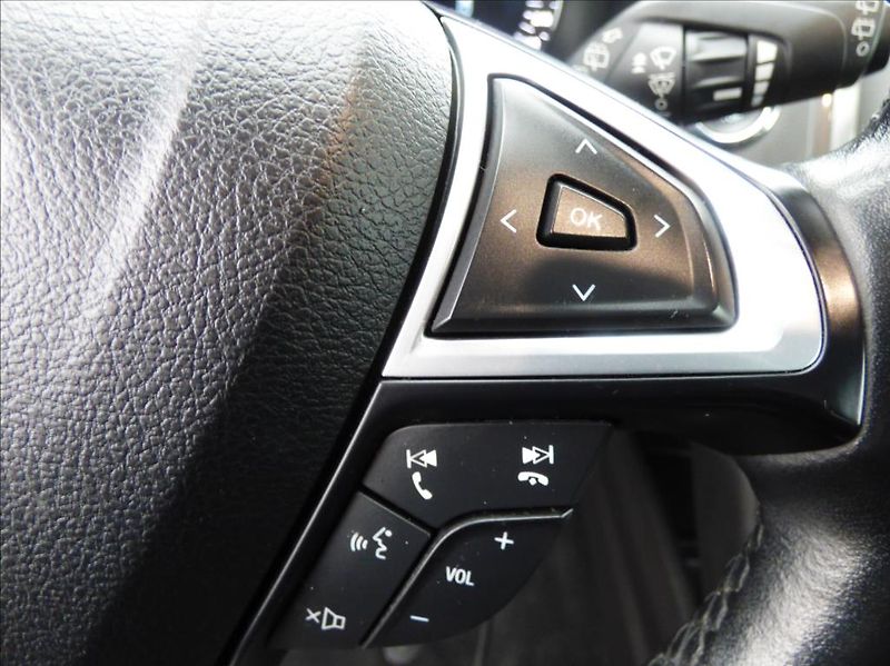 Ford Mondeo 2,0 EcoBlue,140kW,Navi,Keyless - fotka 30 z 58