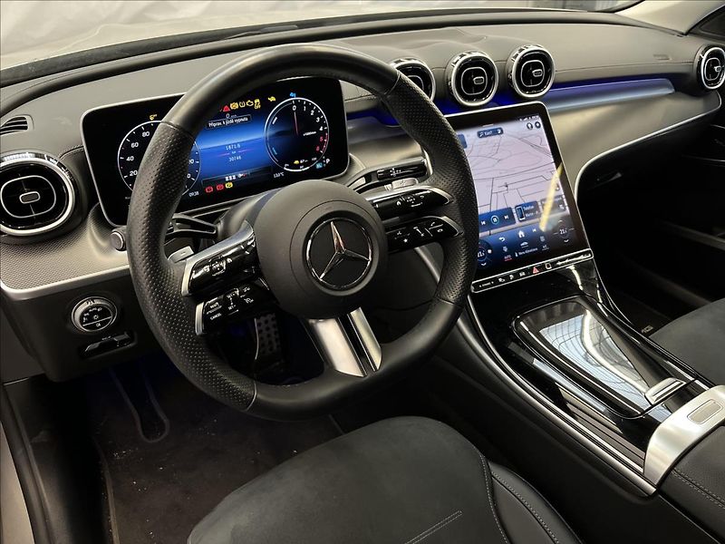 Mercedes-Benz Třídy C 300 de 4MATIC kombi AMG Line N - fotka 9 z 22