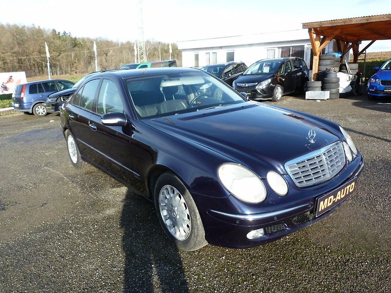 Mercedes-Benz 211 E320 3.2 I - fotka 3 z 23