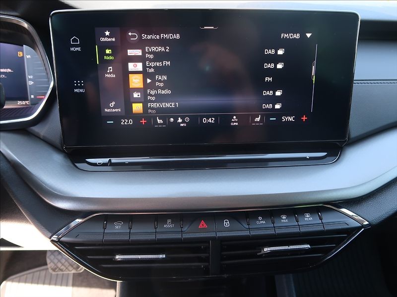 Škoda Octavia 2,0 TDi,110kW,DSG,Serv.k.,DPH - fotka 14 z 28