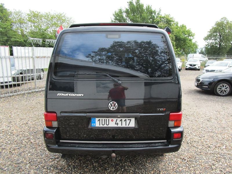 Volkswagen Multivan 2,5TDI-111KW - NOVÁ STK - fotka 6 z 22