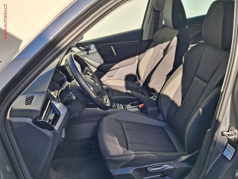 Škoda Kamiq (2022) 1.0 TSi, TOUR, LED - fotka 9 z 19