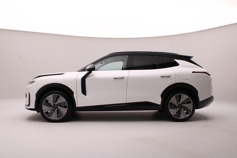 Lynk & Co 08 (2026) MORE PHEV - fotka 9 z 108