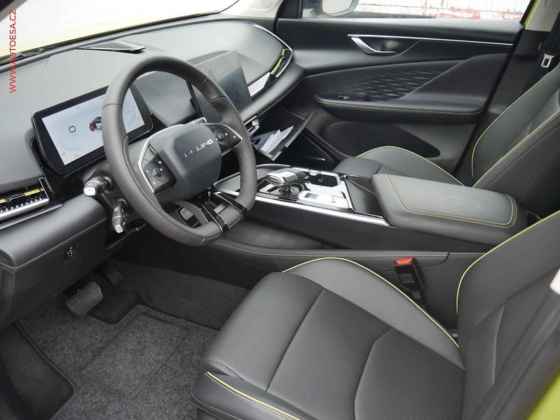 BAIC X55 (2025) 1.5I, ČR, AT, LED, panorama - fotka 9 z 15