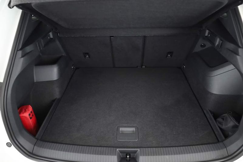 Volkswagen Tiguan TDI 4M R-Line Kůže Pano 360 IQ - fotka 17 z 18