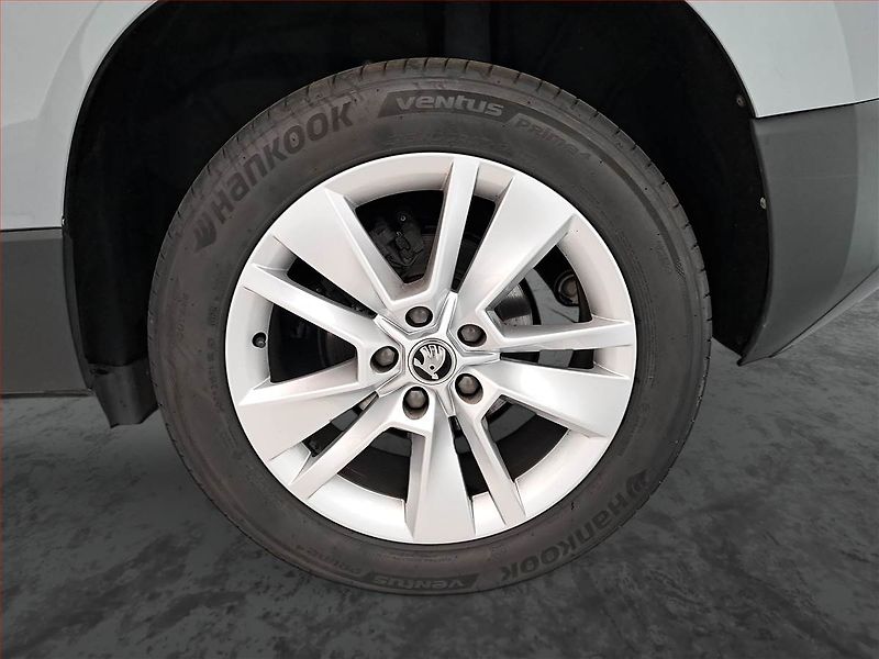 Škoda Karoq (2021) 1.5 TSI - fotka 15 z 22
