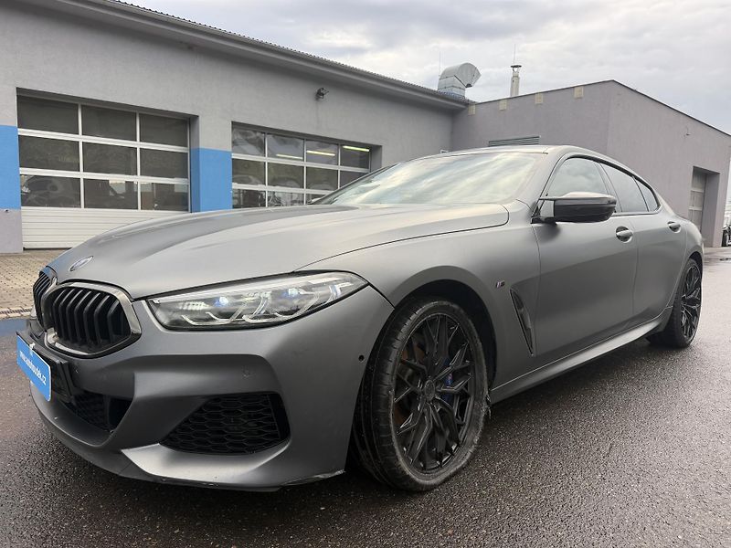 BMW Řada 8 M 850i xDrive 390kW HEAD-UP  - fotka 2 z 25