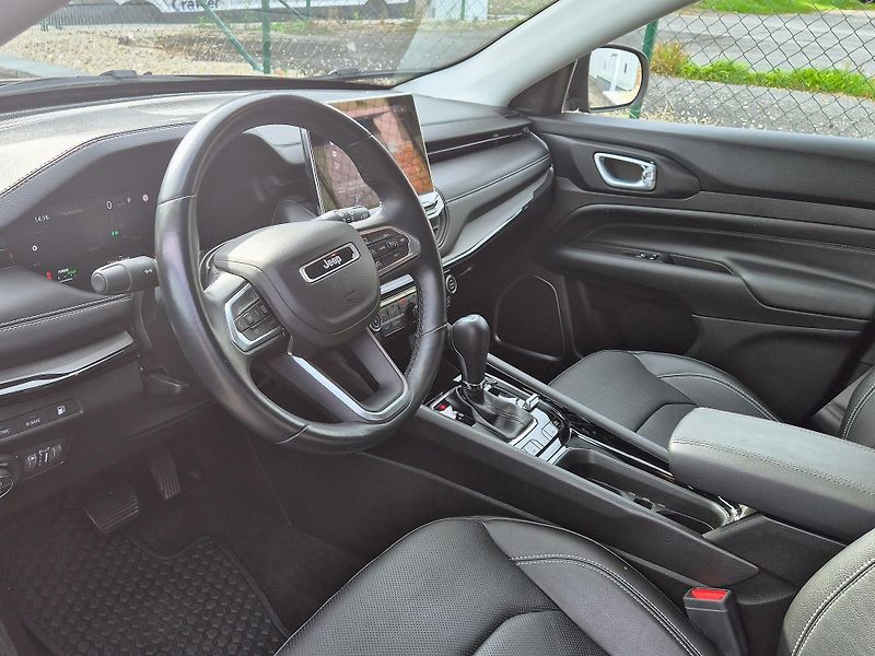 Jeep Compass 1,3   S - fotka 9 z 18