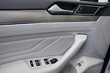 Volkswagen Passat - náhled 12