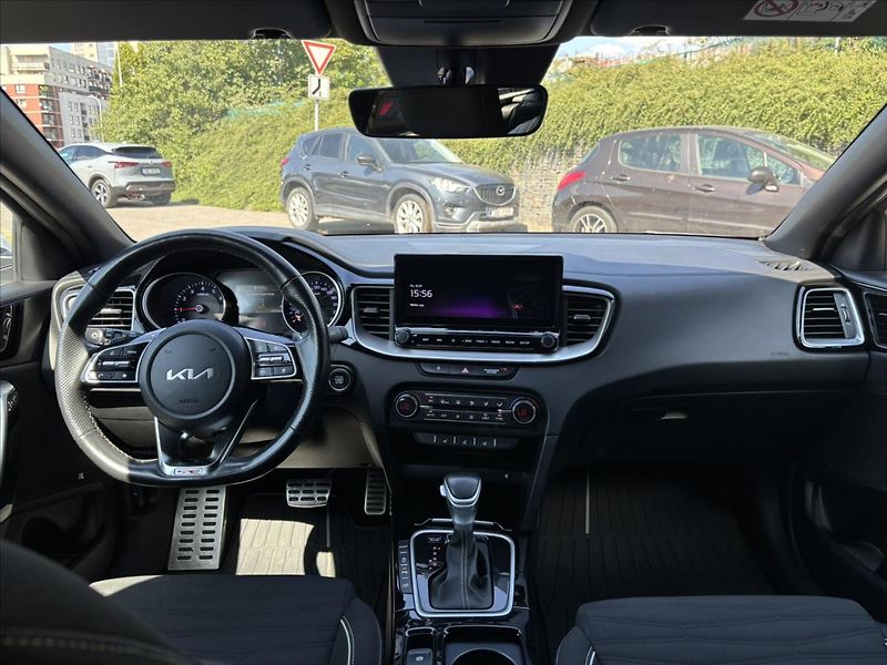Kia Ceed 1,5 AT GT Line ZÁRUKA TÁŽNÉ - fotka 9 z 47
