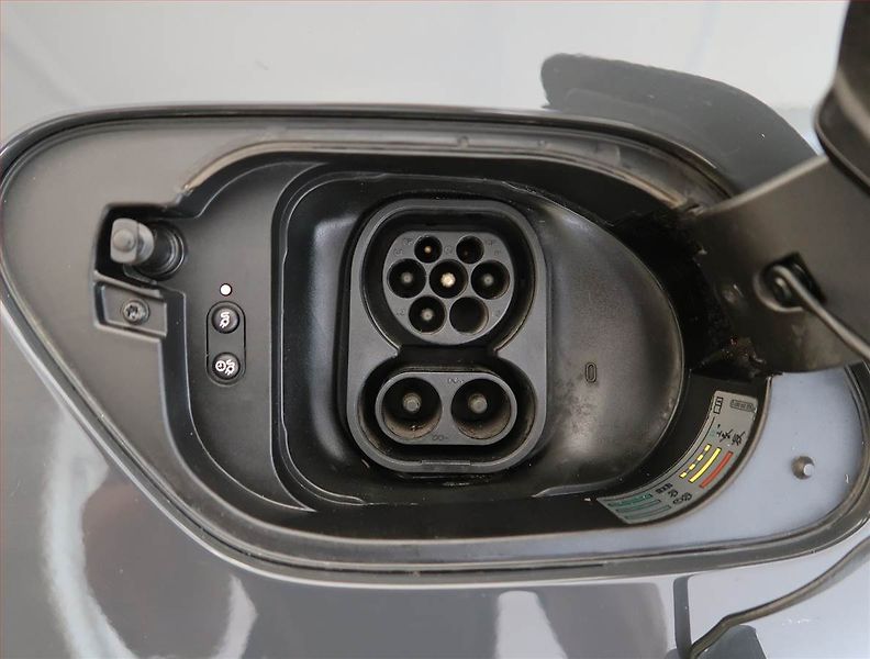 Volkswagen Golf (2020) 32 kWh - 37 Ah, SoH 90% - fotka 25 z 26