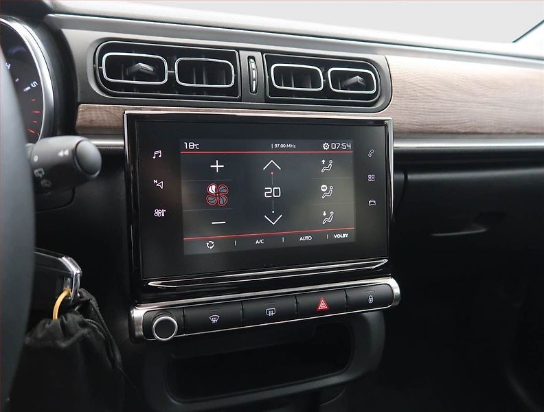 Citroën C3 (2024) Shine 1.2 PureTech, Automat - fotka 16 z 26