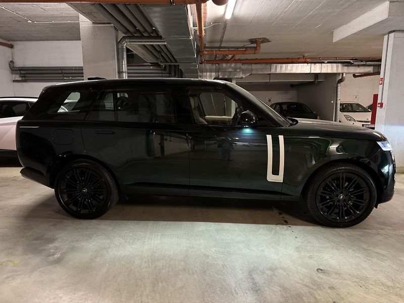 (2024) Range Rover LWB Autobiography  - fotka 4 z 14