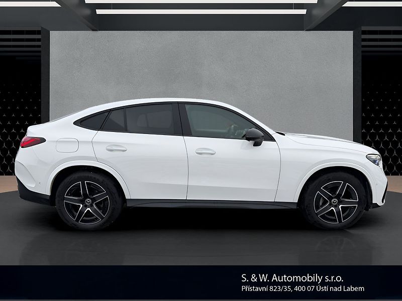 Mercedes-Benz GLC 220 d AMG 4MATIC kupé - fotka 4 z 31