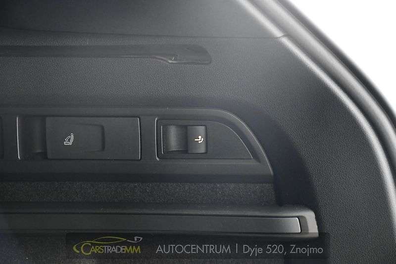 Škoda Kodiaq 2,0TDi SPORTLINE 140KW WEBASTO - fotka 48 z 56