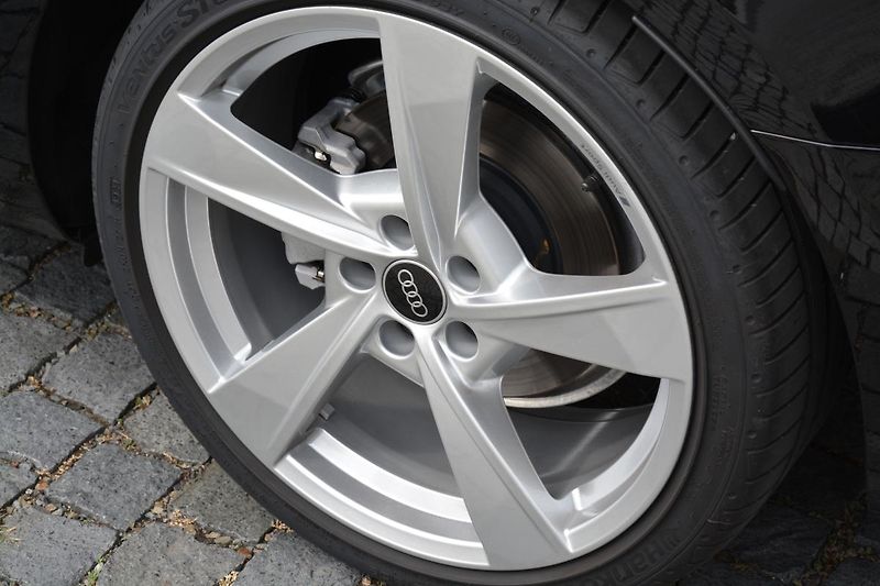 Audi A4 (2024) Avant S Line 5 Let Záruka+Serv - fotka 21 z 38