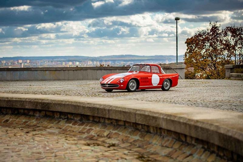 Škoda 1100 OHC Coupé v plné jízdě