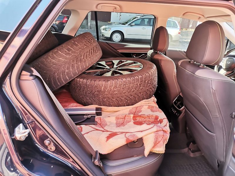 Subaru Outback (2021) 2.5i 124kw F Cross ČR 1maj! - fotka 17 z 32