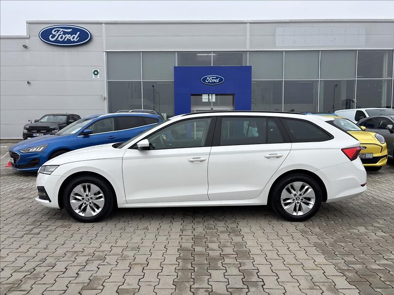Škoda Octavia 1,5 TSI 110kW Ambition - fotka 2 z 32