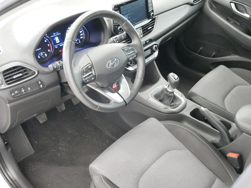 Hyundai i30 - fotka 5 z 6