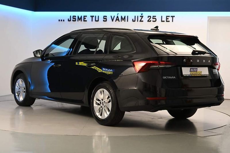 Škoda Octavia (2023) 2.0 DSG LED VIRTUAL TDI - fotka 7 z 32