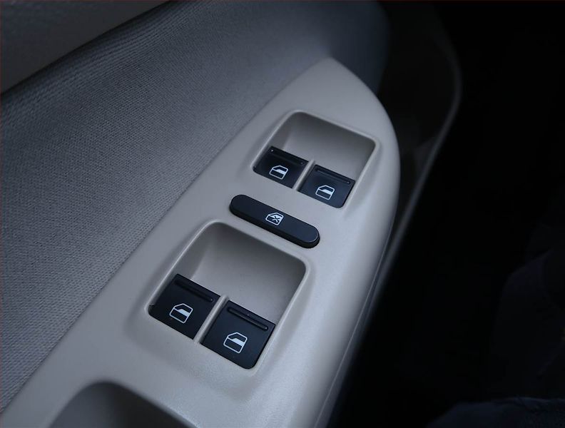 Škoda Octavia (2012) Ambition 2.0 TDI, Automat - fotka 16 z 17