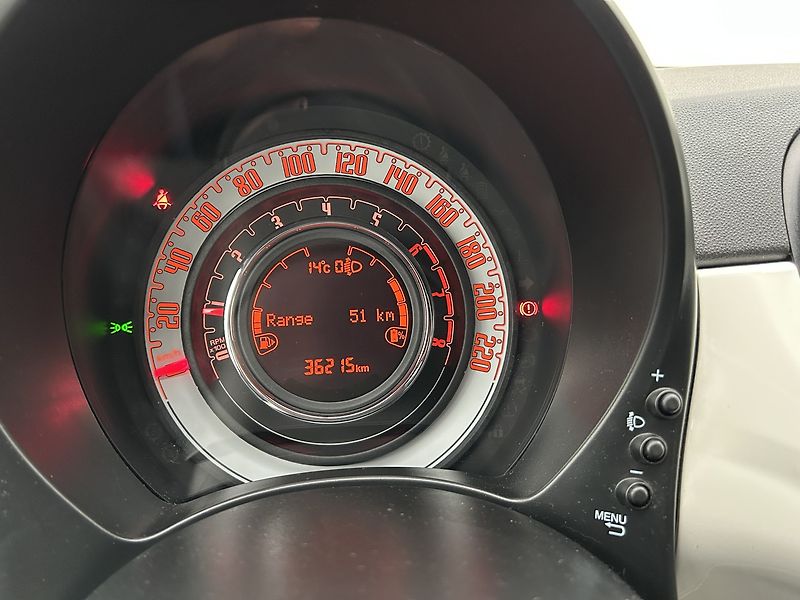 Fiat 500 1.0 i Cult - fotka 13 z 21