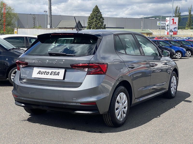 Škoda Fabia (2022) 1.0 MPi, ČR, Ambition, +kola - fotka 4 z 16
