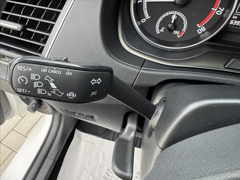 Škoda Fabia 1,0 TSI DPH 1.maj. původ ČR - fotka 28 z 50