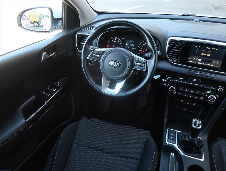Kia Sportage (2019) 1.6 GDI, Serv.kniha, Navi - fotka 7 z 22