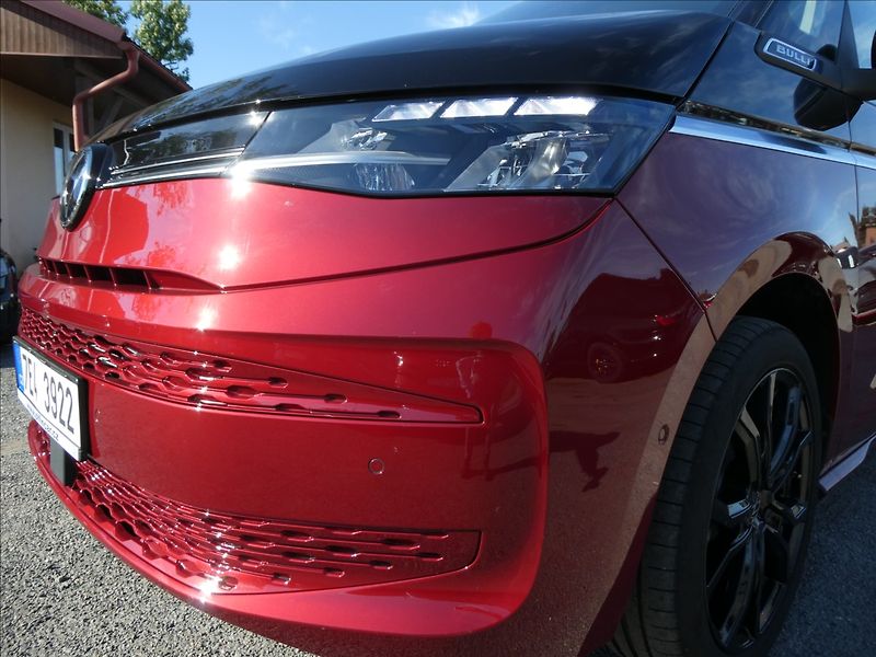 Volkswagen Multivan 2,0 TDi BULLI 1.MAJITEL,DPH,ČR - fotka 4 z 45