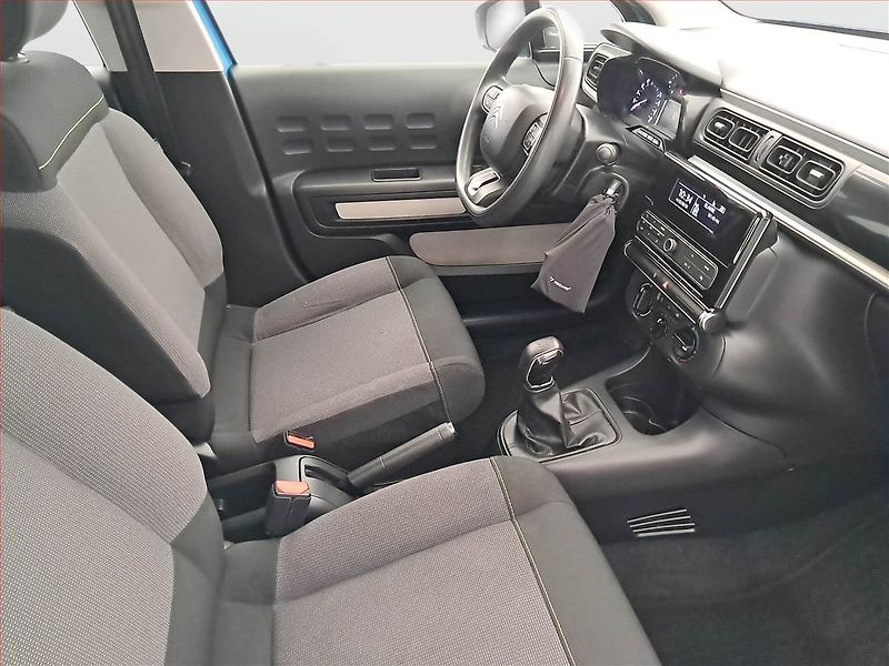 Citroën C3 (2018) 1.2 PureTech, Tempomat - fotka 9 z 16